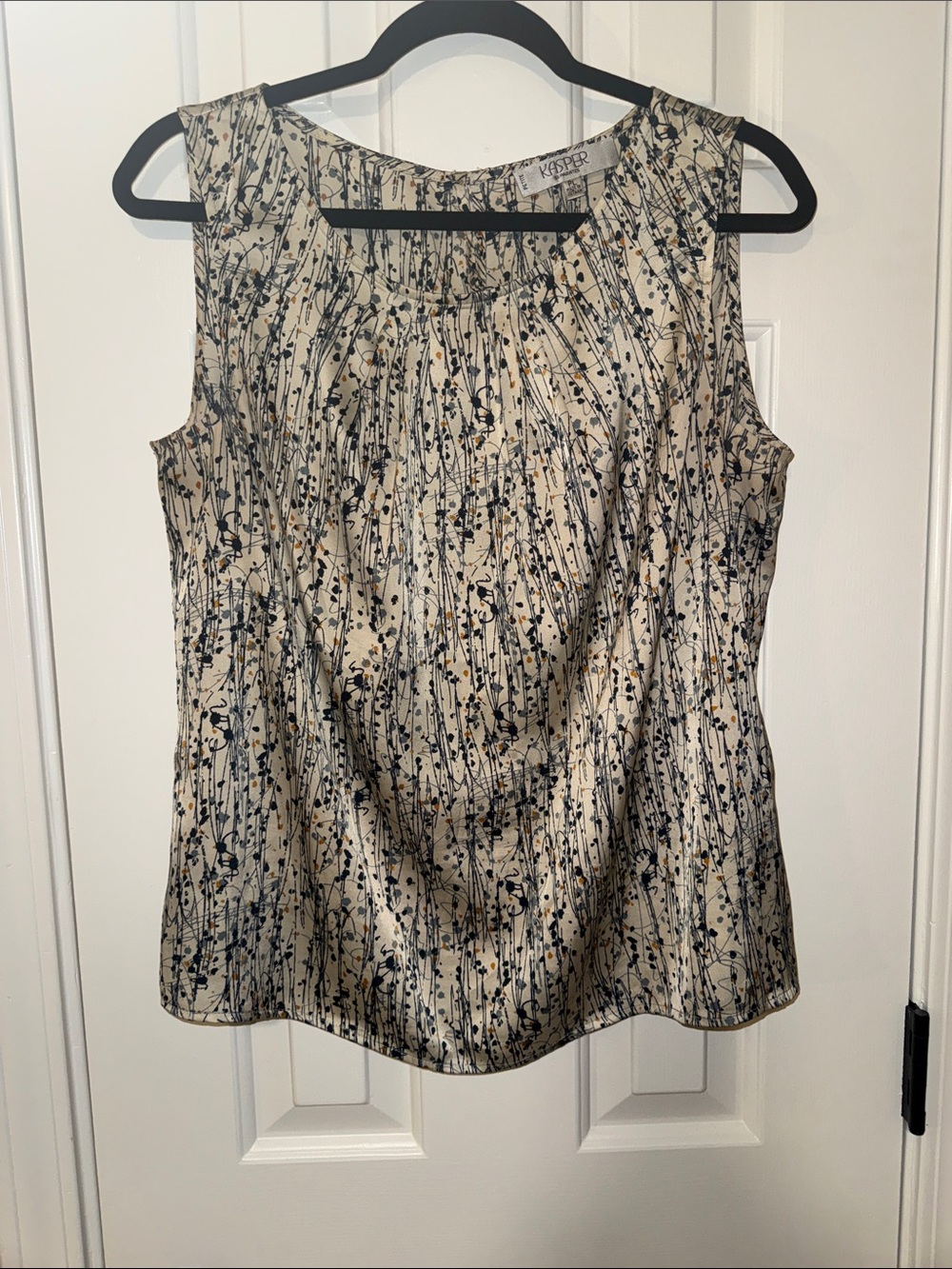 Kasper Cream Sleeveless Blouse with Navy Floral Motif